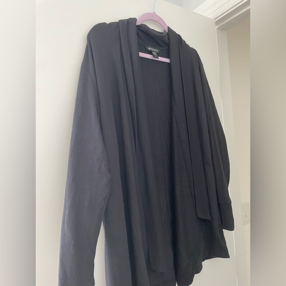 PRANAYAMA RESTORE WRAP - Picture 1 of 3